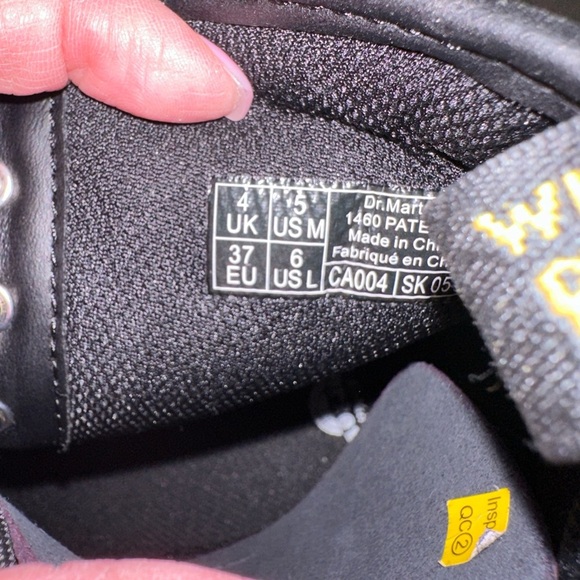 Dr Martens Women’s Boots Burgundy Purple Lace-Up Patent Leather - Picture 9 of 11